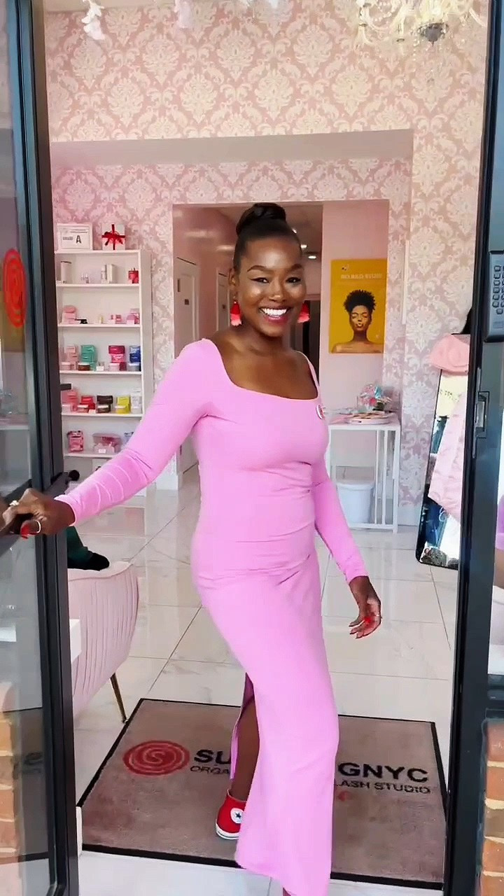 Come in… this is one of those throw-on-and-go looks that still feels put together.No overthinking, just a good fit and the right color.

#LTKOver40 #LTKootd #LTKdayinmylife
