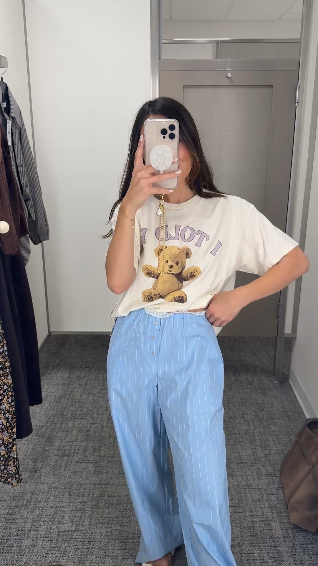 Size medium top xs pants! The pants run really big so size down!! 

#LTKFindsUnder100 #LTKFindsUnder50