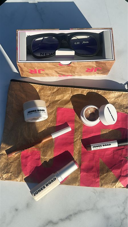 I’m loving this Jones Road Beauty “The I Am Me Kit.” It’s perfect for a makeup, no makeup look!✨

I’ve included it in my Mother’s Day Gift Guide

#LTKcleanmakeup 

#LTKover40 #LTKGiftGuide #LTKbeauty
