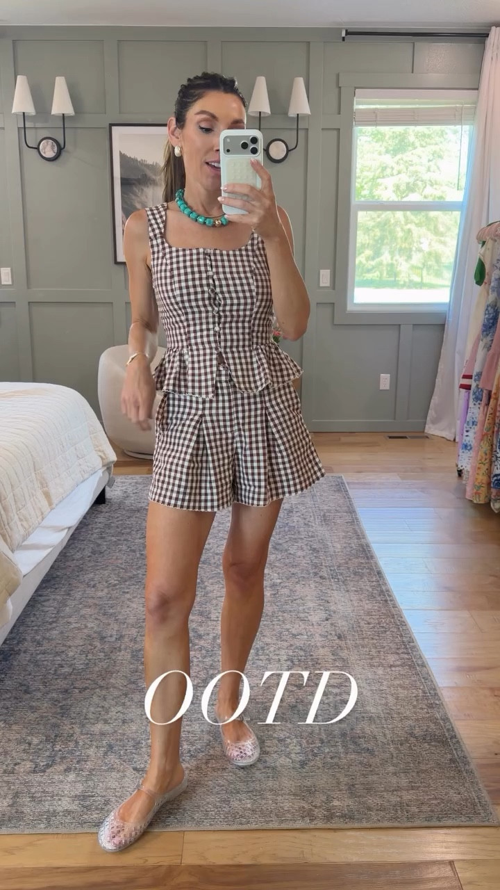 The easiest way to elevate and stay comfy. A set and a beautiful pattern. 

#ltktarget #targetmom #addtocart

#LTKootd #LTKdayinmylife #LTKmomlife