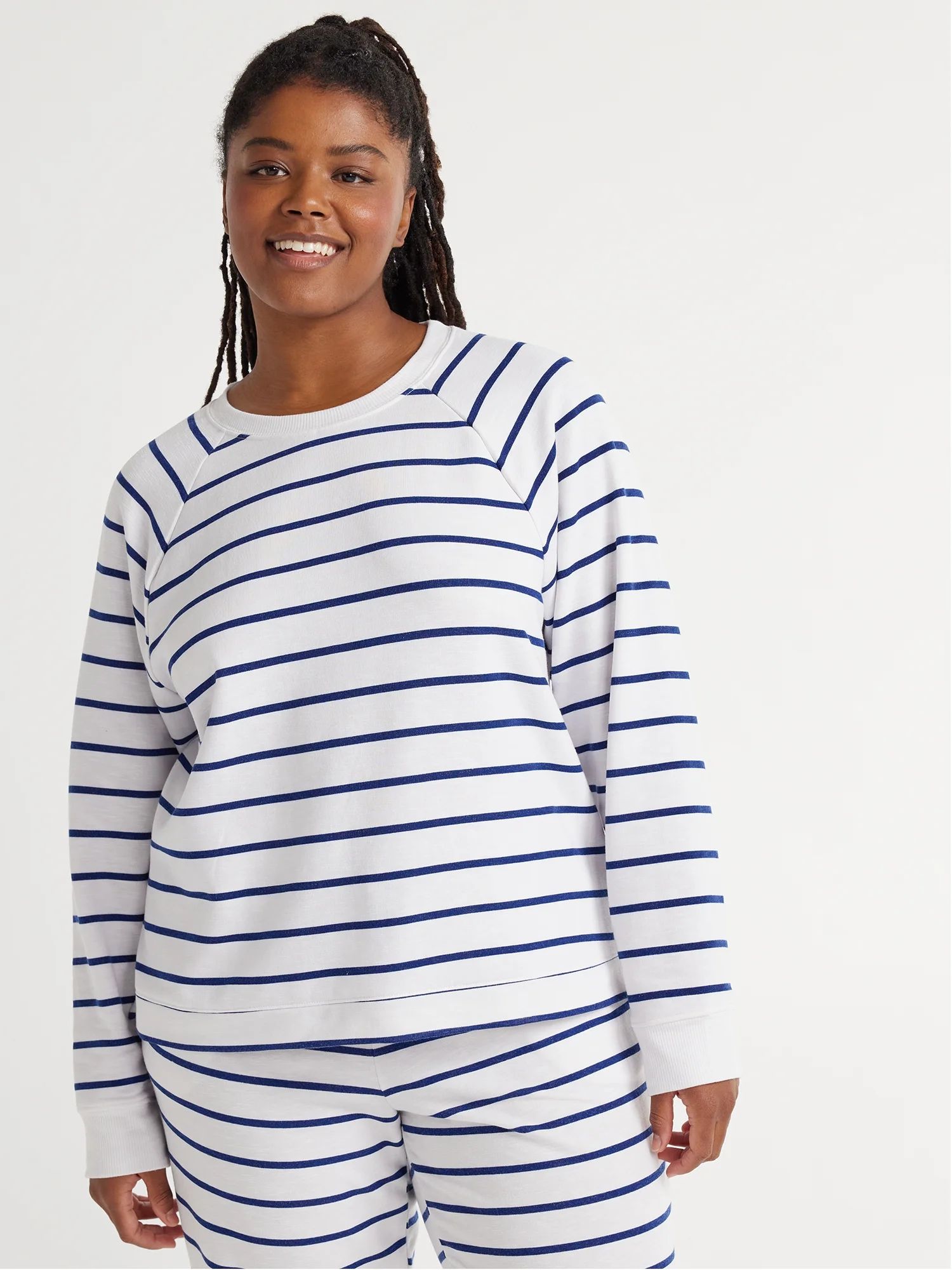 Joyspun Women's Fleece Sleep Top with Long Sleeves, Sizes XS to 3X | Walmart (US)