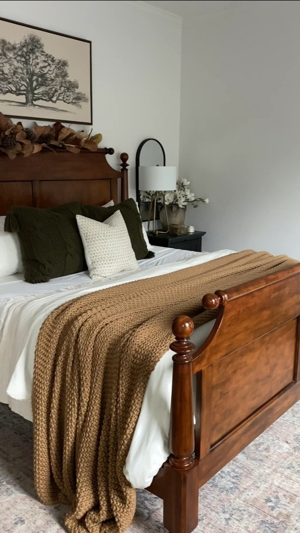 Fall master bedroom

#LTKSeasonal #LTKhome