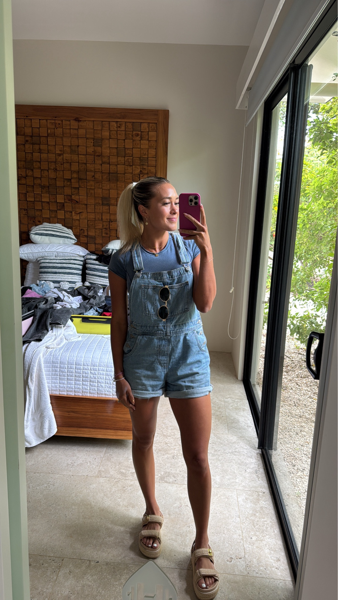 sandals on sale for $20 😱

#LTKSaleAlert #LTKTravel #LTKBeauty