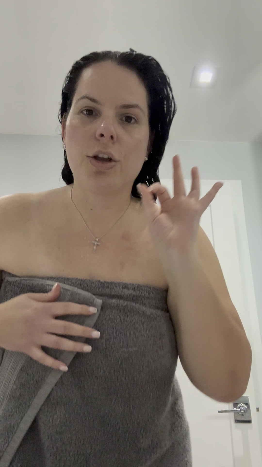 Hair dye shampoo 🔥


Ivnil Meidu Dark Brown Hair Dye Shampoo 3 in 1 for Women/Men Hair Color for Grey Coverage Seimi Permanent Instant Champu Para Canas Mujer for Men - Herbal Natural Dye Cover Gray

#LTKHoliday #LTKStyleTip #LTKBeauty