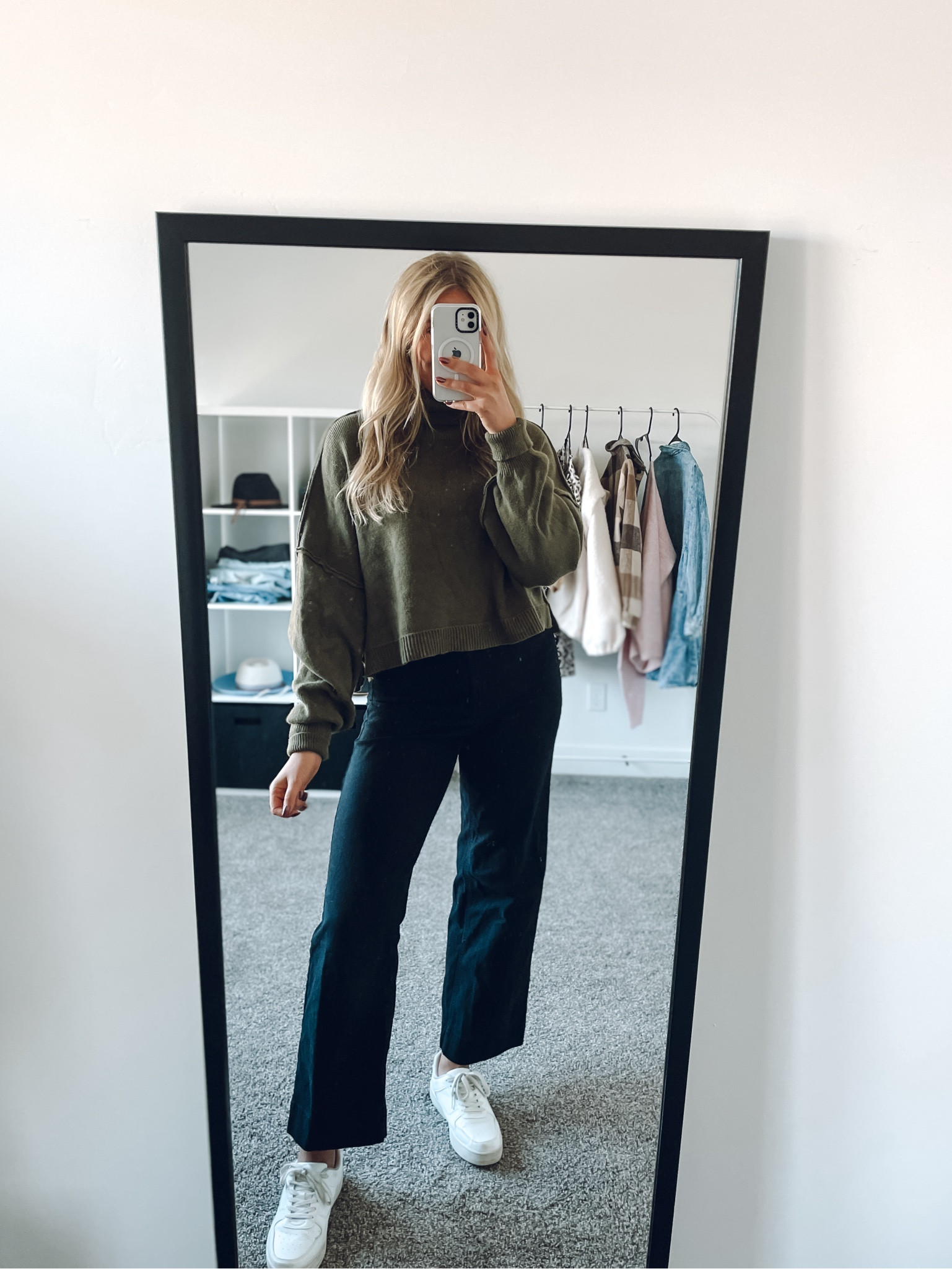 teacher outfit | Thanksgiving outfit |

Sweater: wearing M
Pants: true to size
Sneakers: prefer usual size in wide fit



#LTKFindsUnder100 #LTKSeasonal #LTKWorkwear