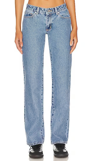 Abrand Low Rise Straight Jeans in Denim-Light. - size 29 | Revolve Clothing (Global)