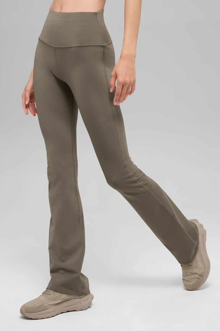 ALO | Airbrush High-Waist Bootcut Legging in Light Cocoa Brown, Size: Small | Alo Yoga (US)