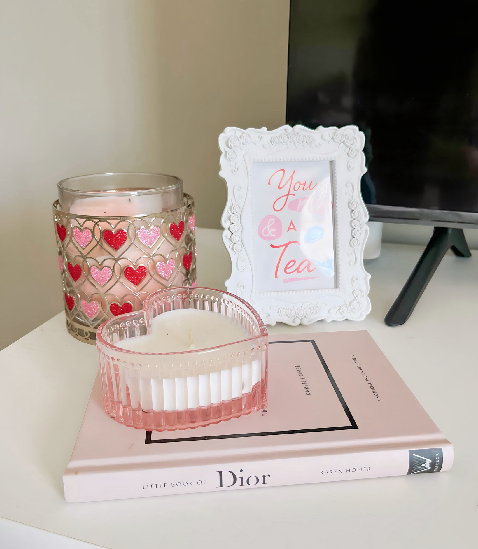 Valentine Decor🎀🕊️ 

#LTKhome #LTKSeasonal #LTKstyletip