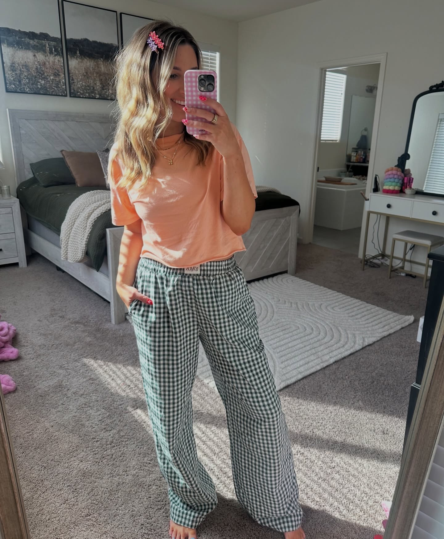 Literally going to be living in these pants for the rest of 2026, so comfy.

#LTKmomlife #LTKdayinmylife #LTKootd