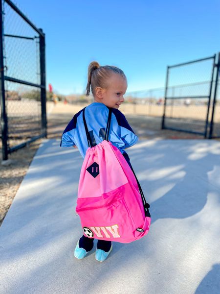 Vivian’s soccer bag and gear ⚽️