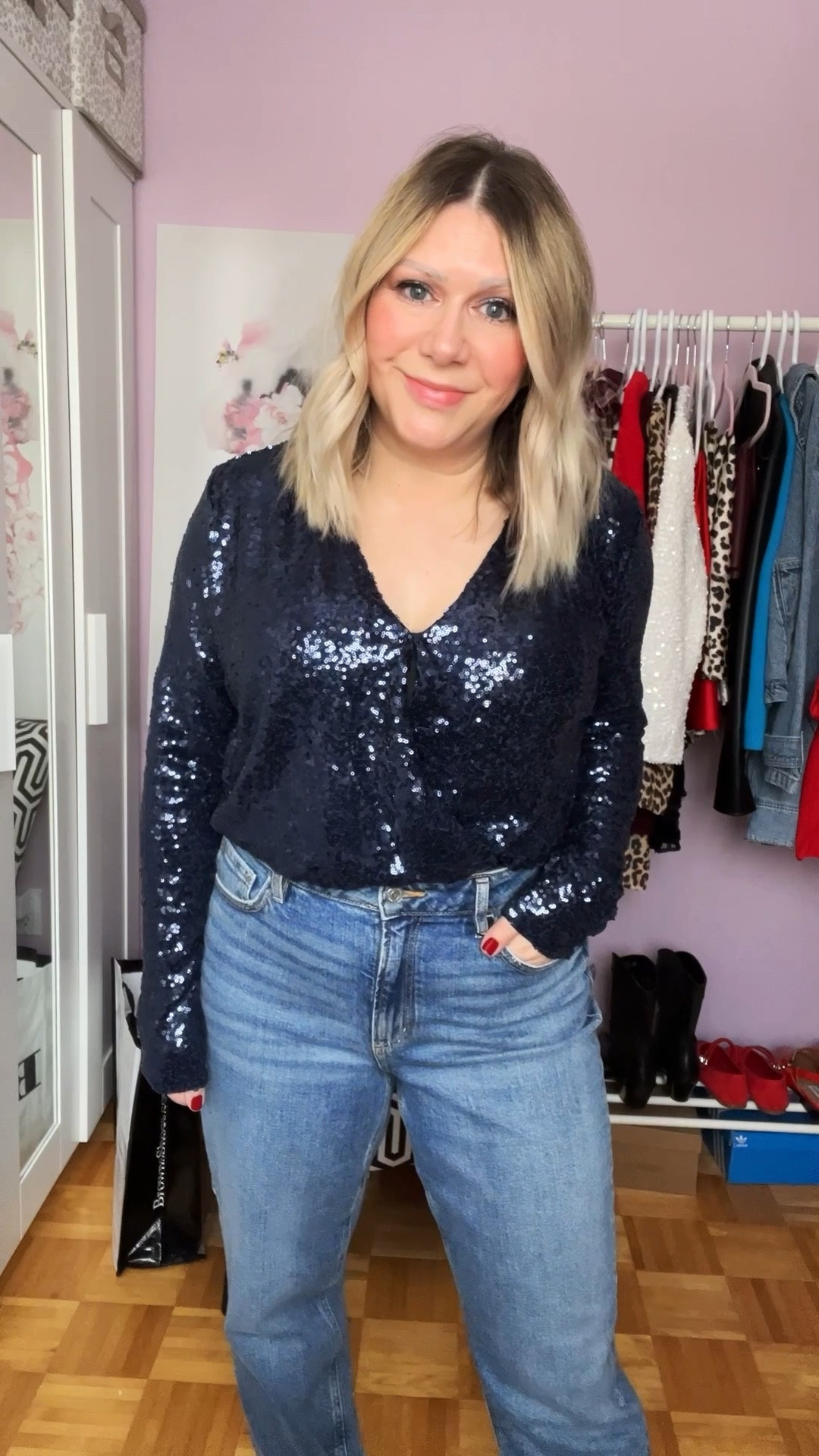 12 days of holiday outfits✨🎄
Day 6: blue sequins 💙

Sequin bodysuit top med, mom jeans 29 (go up a size for a looser fit!), slingbacks 7

#LTKstyletip #LTKpartywear #LTKsale