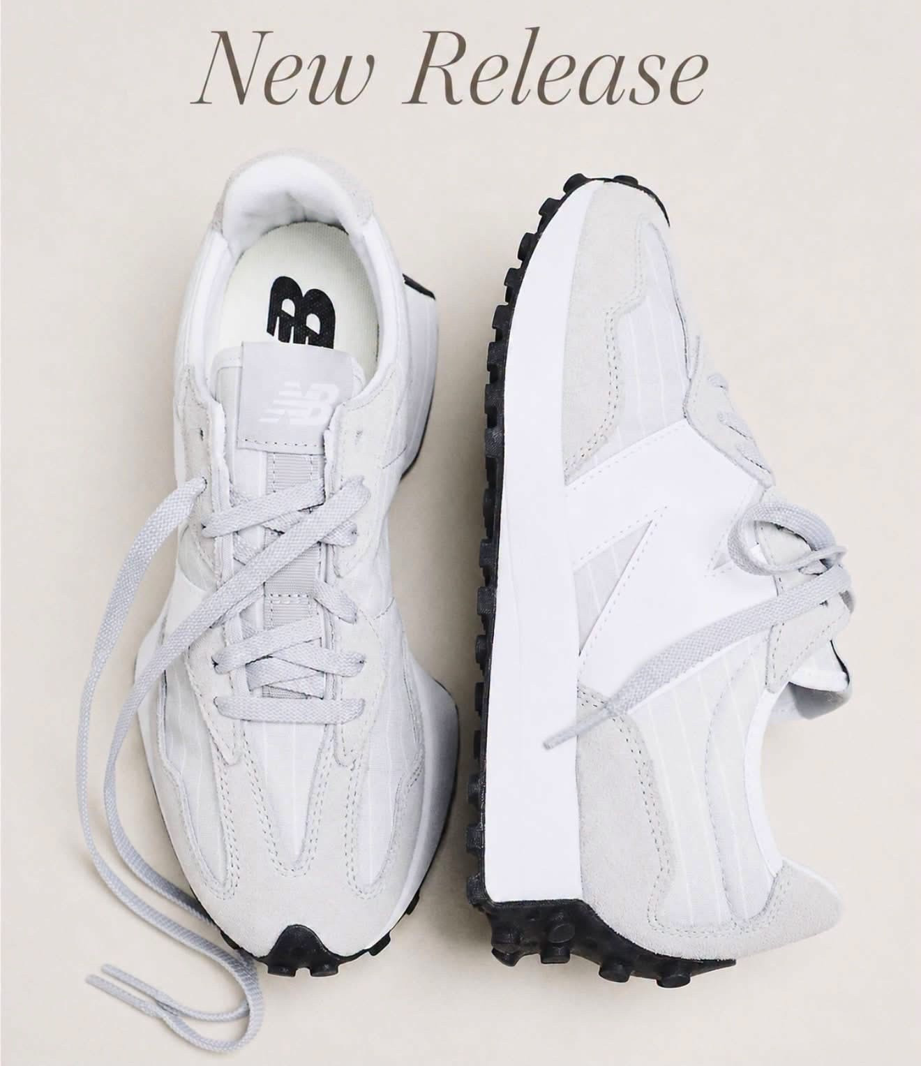 OMGeee tell me you’re seeing these?? 🤩 The light gray & white together are perfection. Plus those light pin stripes … all the heart eyes for this pair 😍 find them ⬇️