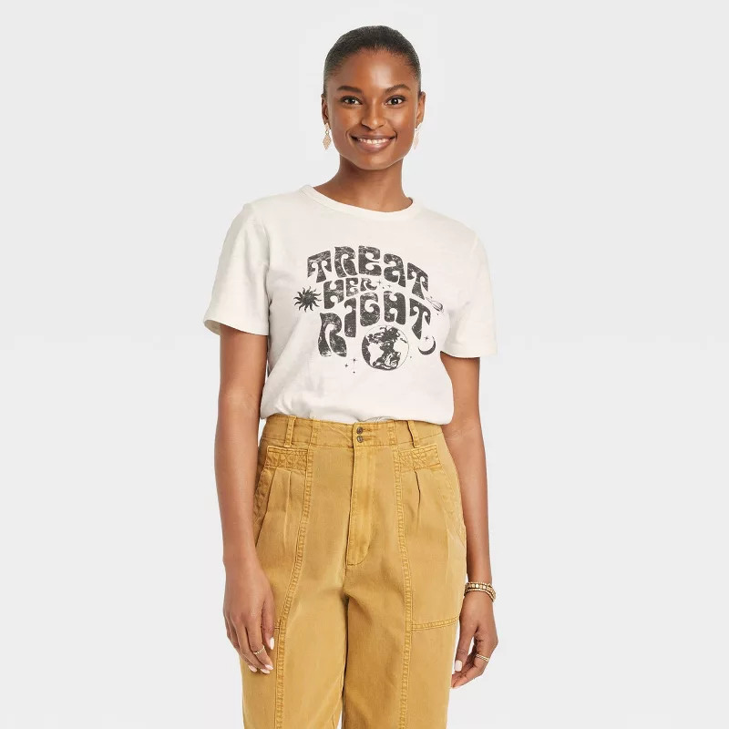 Women's Short Sleeve T-Shirt - Universal Thread™ Cream | Target