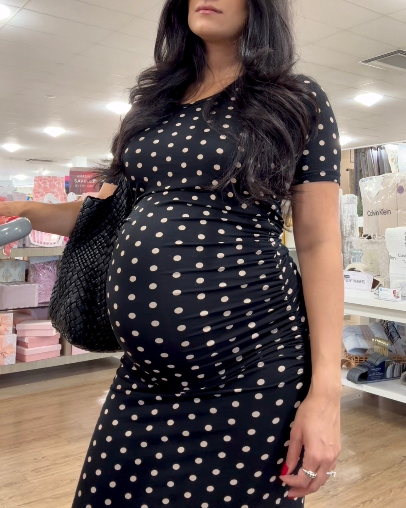 maternity polka dot dress 🖤🤍