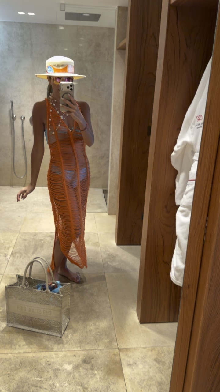 Beach day ‘fit!🧡

Amazon, vacation, travel, swimsuit, summer

#LTKFindsUnder50 #LTKTravel #LTKSeasonal