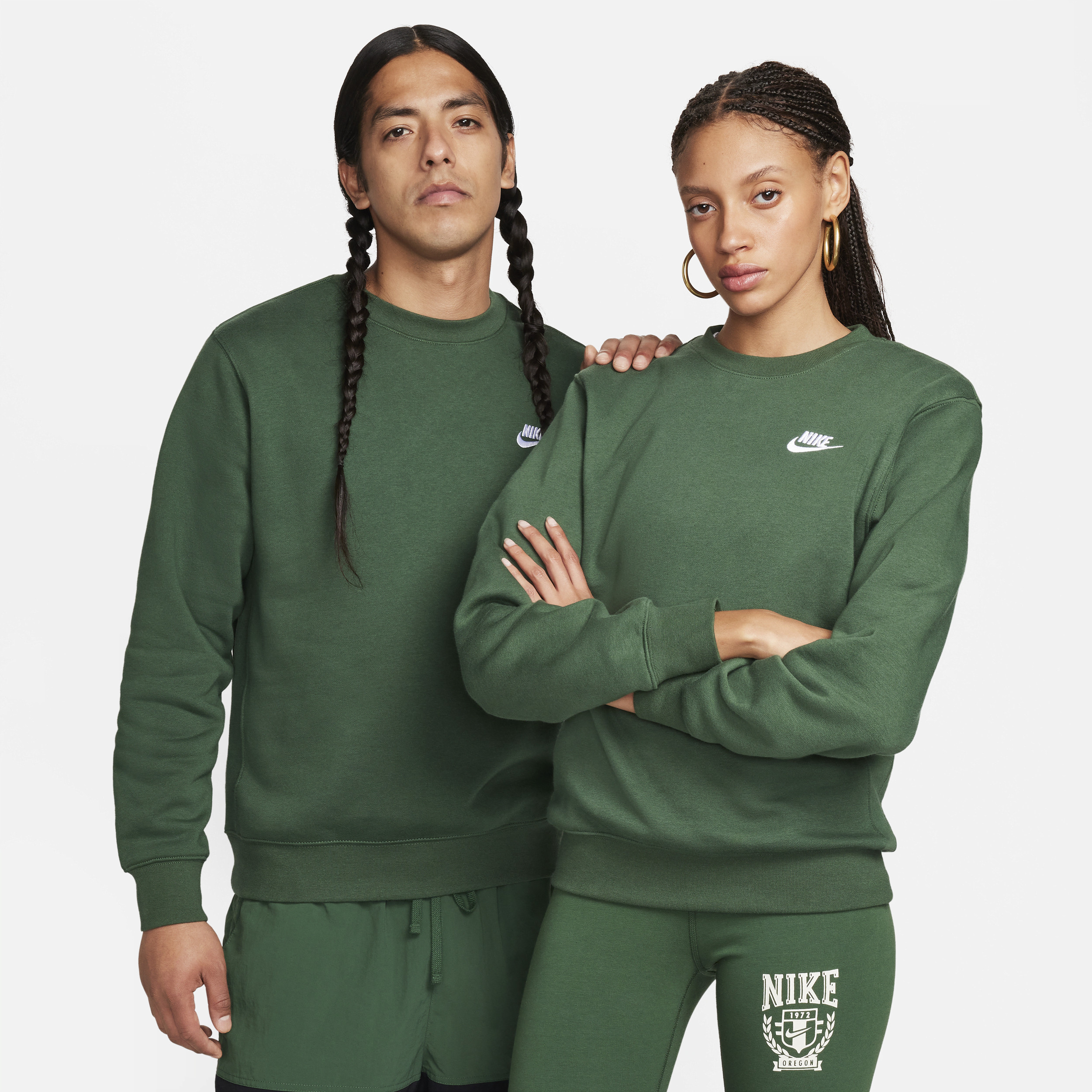 Men's Nike Sportswear Club Fleece Crew in Green | BV2662-323 | Nike (US)