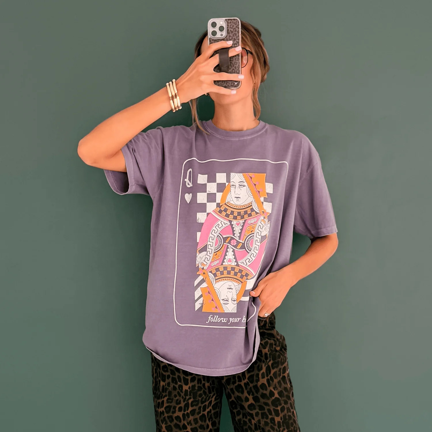 Queen of Hearts Tee | Mountain Moverz
