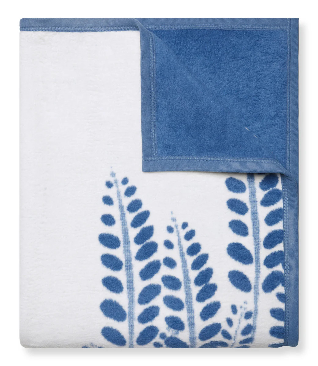 Lupines Blanket | ChappyWrap