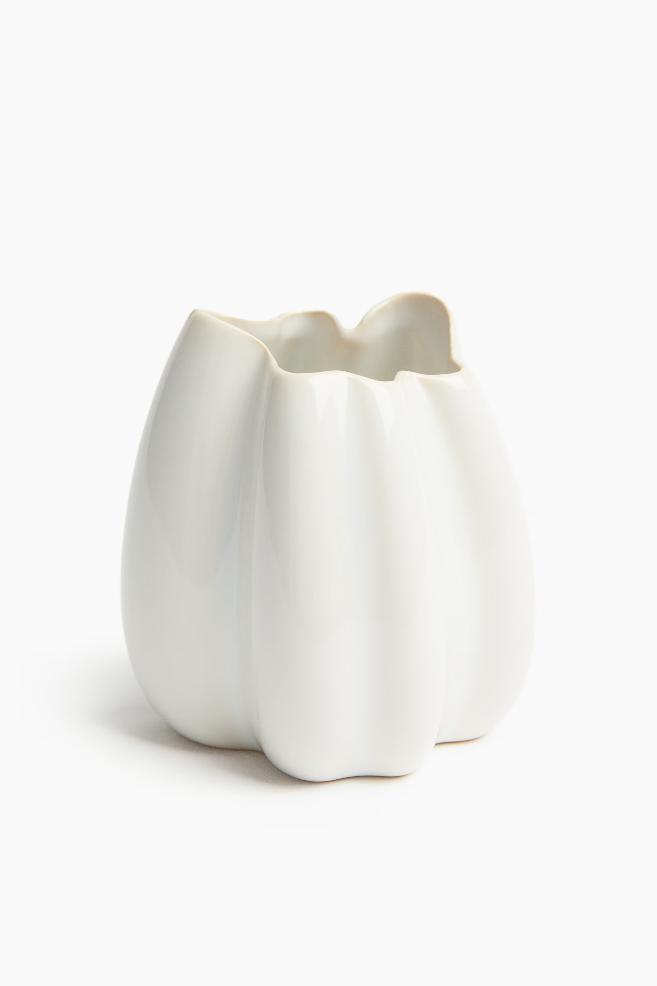 Small stoneware vase | H&M (UK, MY, IN, SG, PH, TW, HK)