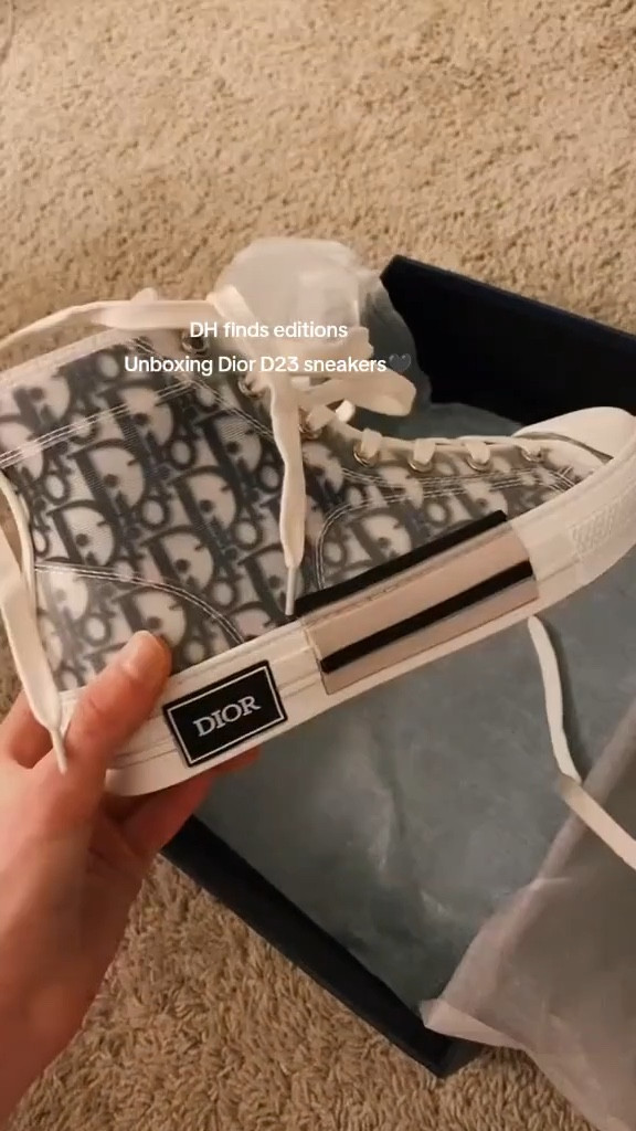 Link➡️ https://sale.dhgate.com/cUtbyu83 • Chunky, comfy and retro, my go-to casual sneakers 👟🤍
#LTKsneakers #LTKstyle #LTKfinds #LTKcasual #LTKunder100


#LTKSaleAlert #LTKgrwm #LTKootd