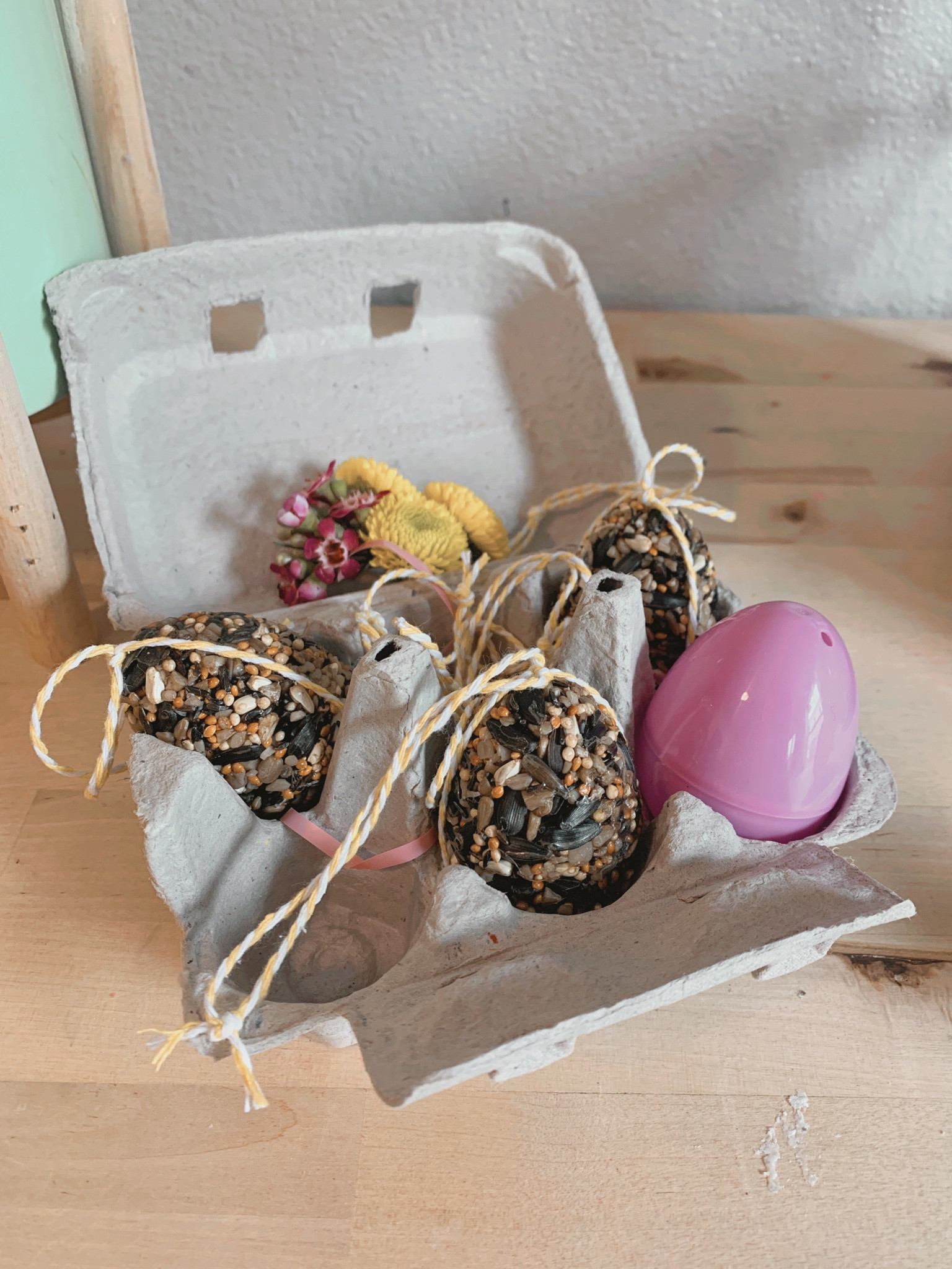 DIY egg birdseed birdfeeders!  

#LTKKids #LTKSeasonal #LTKOver40