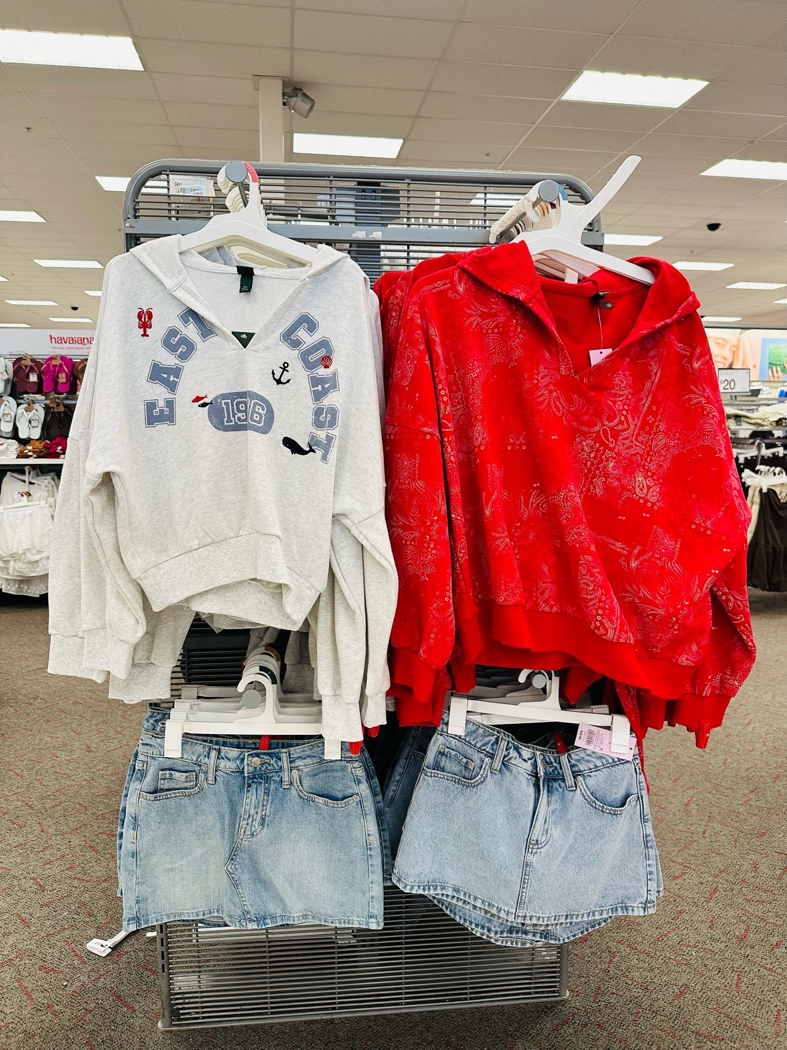 Up to 30% Off clothing @Target

#LTKSaleAlert #LTKSeasonal #LTKOver40
