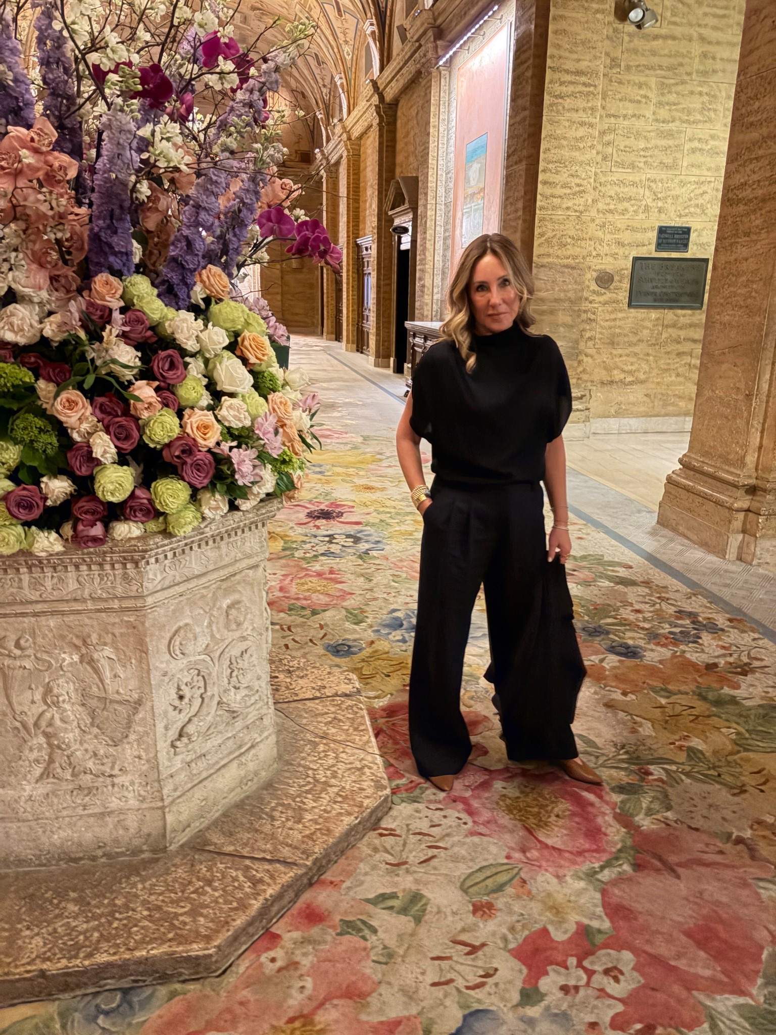 We had an event at the Breakers Hotel in Palm Beach. So I needed to dress like a grown-up, lol I always like having a go to dark pant suit in my wardrobe. I can wear all the pieces together like I did here or break them apart to wear with Denim, etc., in my more “regular“ life.

#LTKgrwm #LTKootd #LTKSpringSale