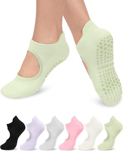 Pilates Socks with Grips for Women, Yoga Socks for Ballet Barefoot Workout Athletic Socks | Amazon (US)