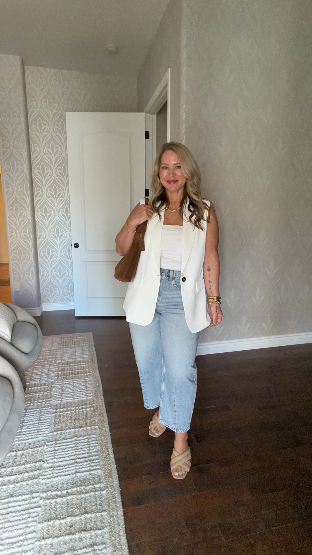 Size large tube top and vest 
Size 12 short jeans 
Shoes tts 

#LTKPetite #LTKOver40 #LTKMidsize