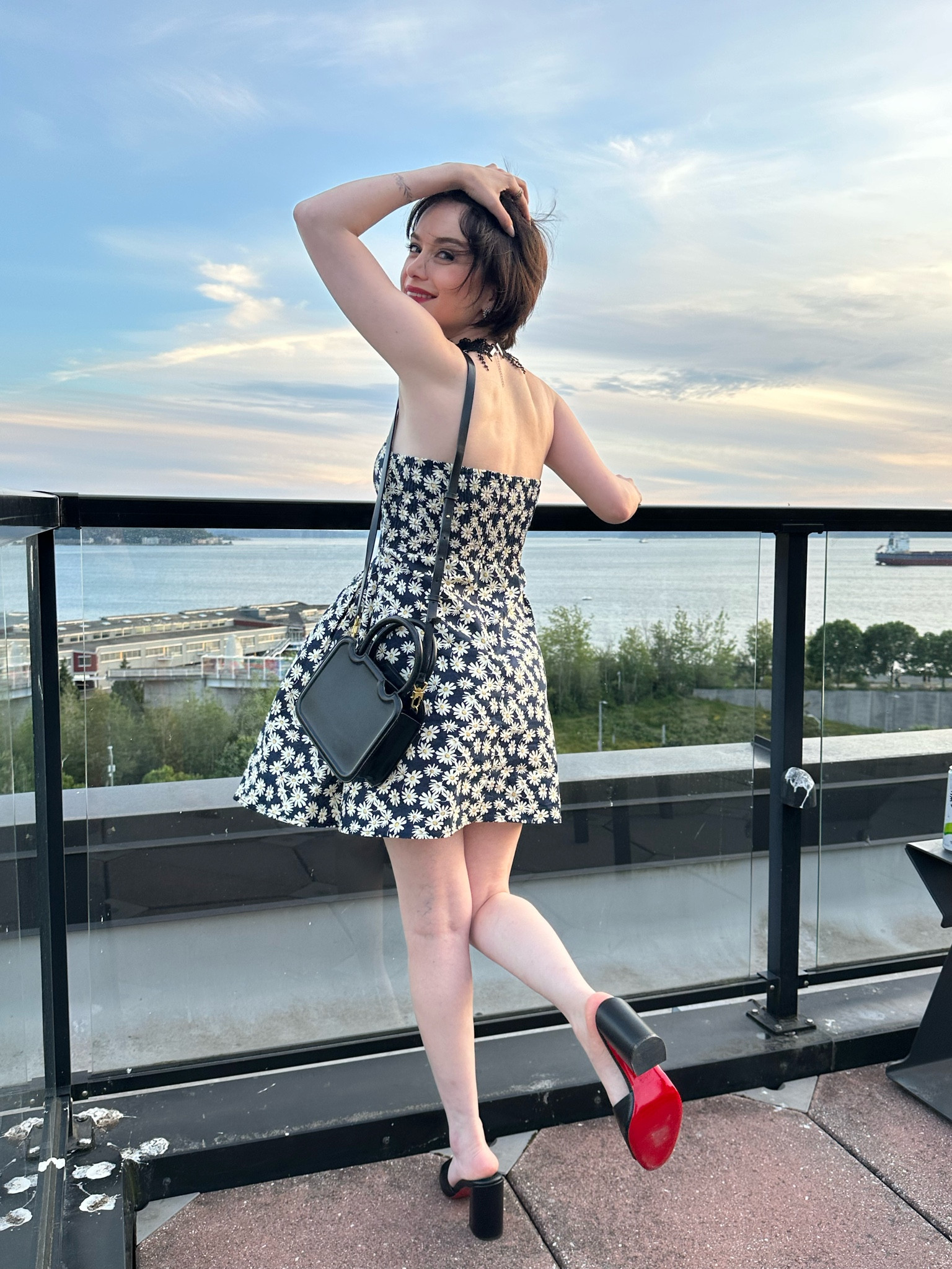 Comfortable #christianlouboutin #louboutin sandals in this beautiful summer 
