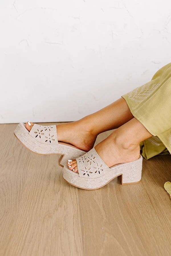 The Lizzy Linen Block Heel in Oatmeal | Impressions Online Boutique