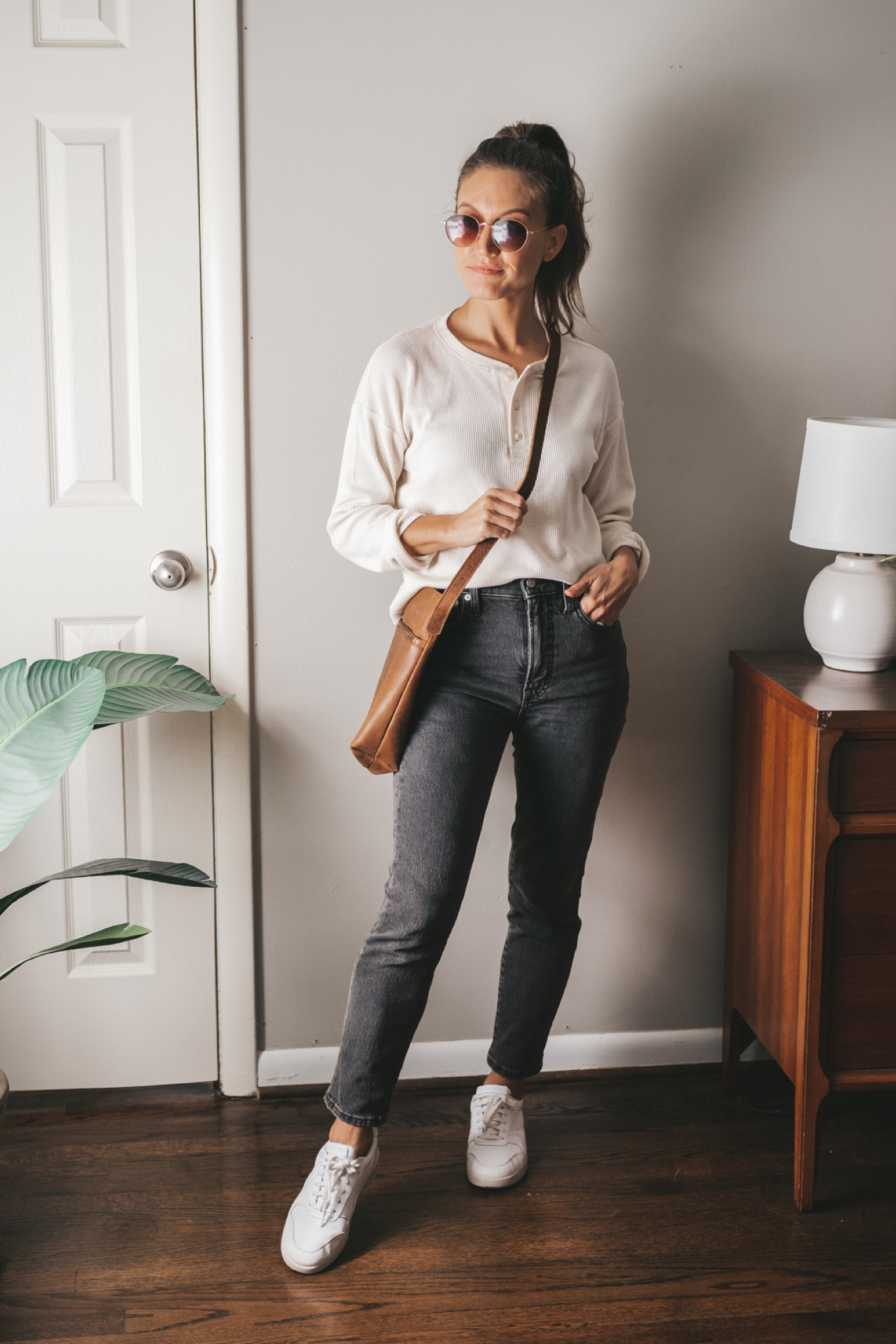 Saturday’s Outfit 9/24

Weekend look. Everlane Henley tee. Madewell Perfect Vintage Jean on sale. I sized down in this style. Wearing the petite length. Everlane sneakers fit TTS. Able bag; code ASHLEYR15

#LTKsalealert #LTKunder100 #LTKSeasonal