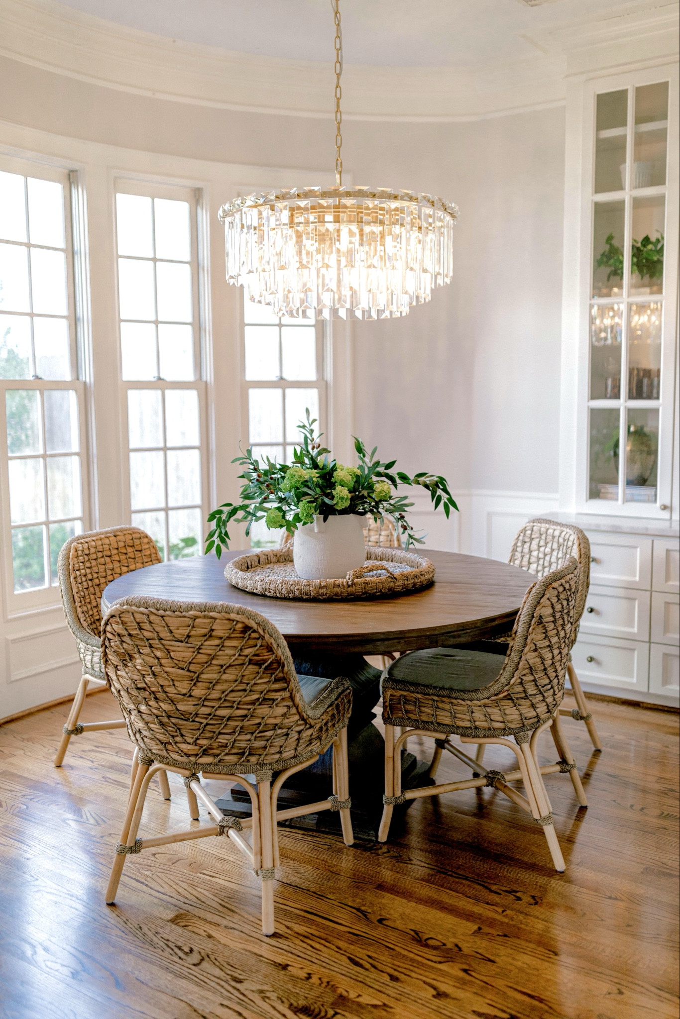 Dining nook!

#LTKSeasonal #LTKHome