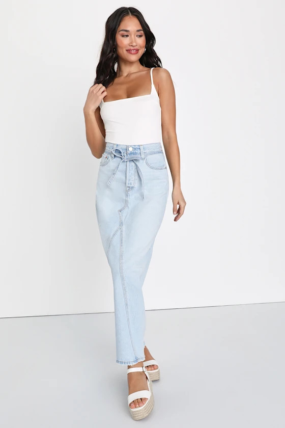 Icon Long Belted Light Wash Denim Maxi Skirt | Lulus (US)