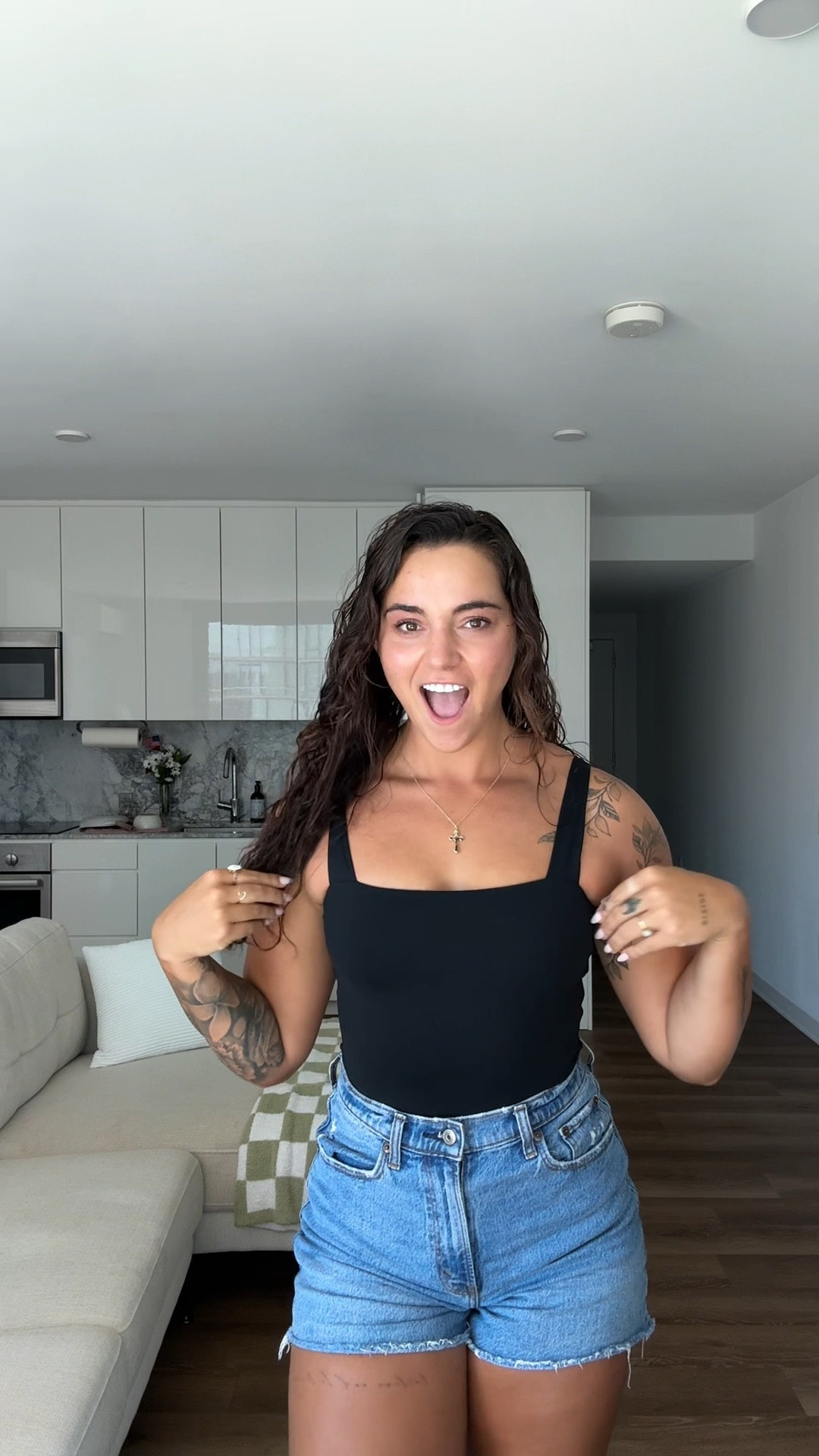 Size small in the bodysuit !!




#LTKFindsUnder100 #LTKStyleTip #LTKSeasonal