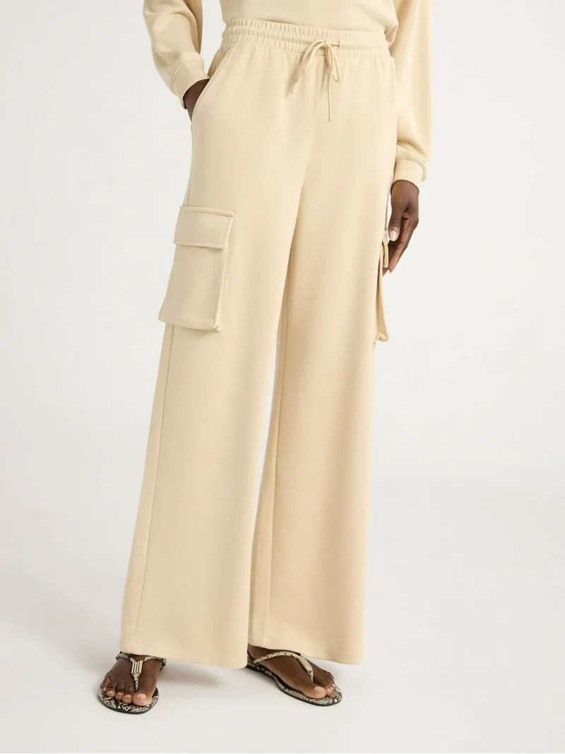 Scoop Women’s and Women’s Plus Scubaknit Wide Leg Cargo Sweatpants, Sizes XS-4X | Walmart (US)