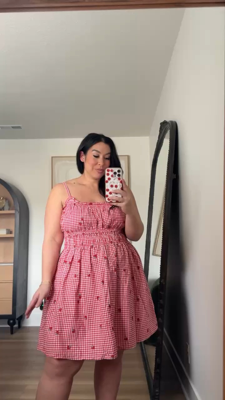 Midsize pink smocked dress!
-
-
-
Abercrombie dress, Af denim, Abercrombie linen pants, Abercrombie midsize outfit, Abercrombie jeans, curve love jeans, curvy denim, midsize jeans, midsize outfit 

#LTKootd #LTKMidsize #LTKSeasonal