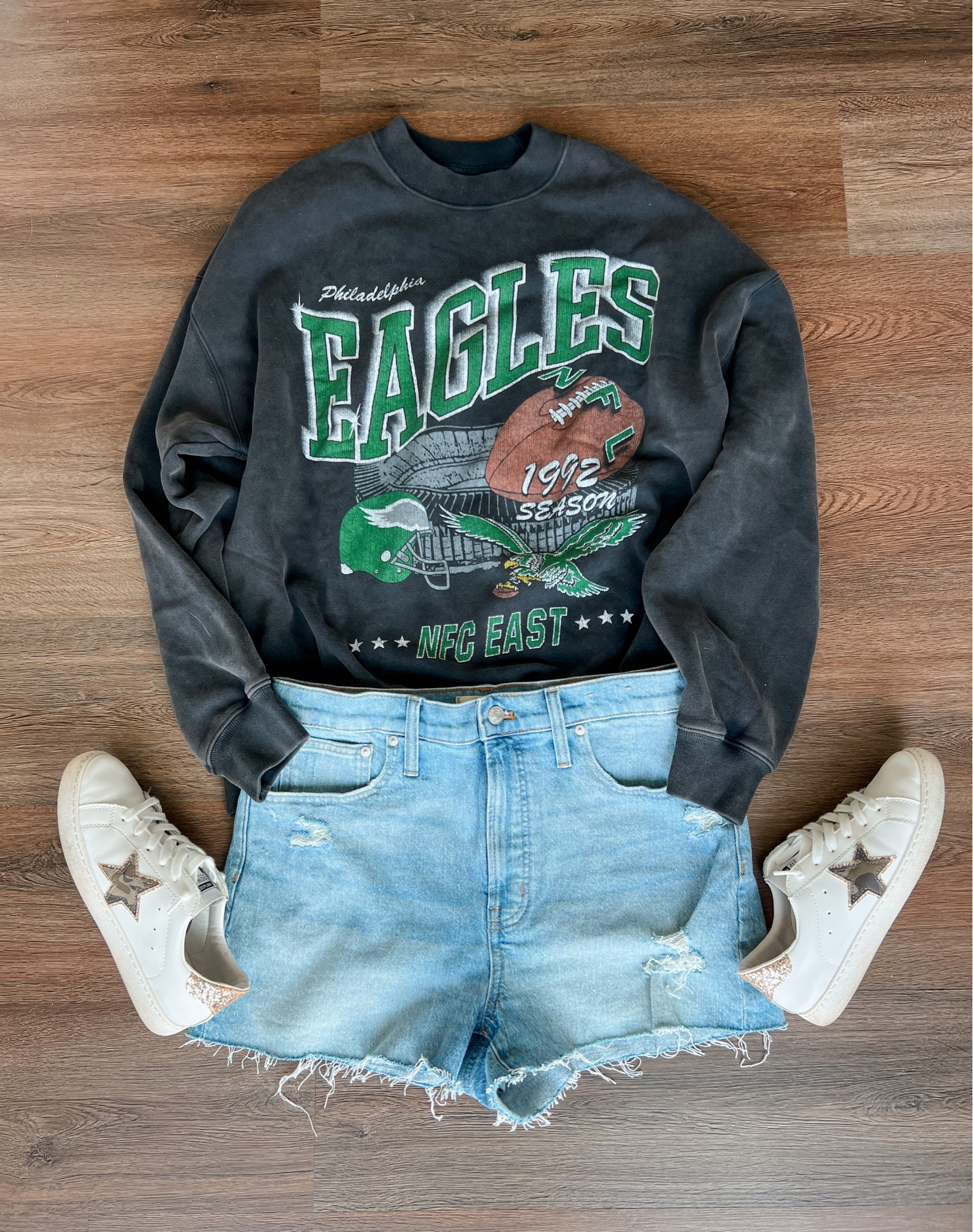 Women's Philadelphia Eagles Graphic Oversized Sunday Crew in Light Grey | Size Xs | Abercrombie & Fitch