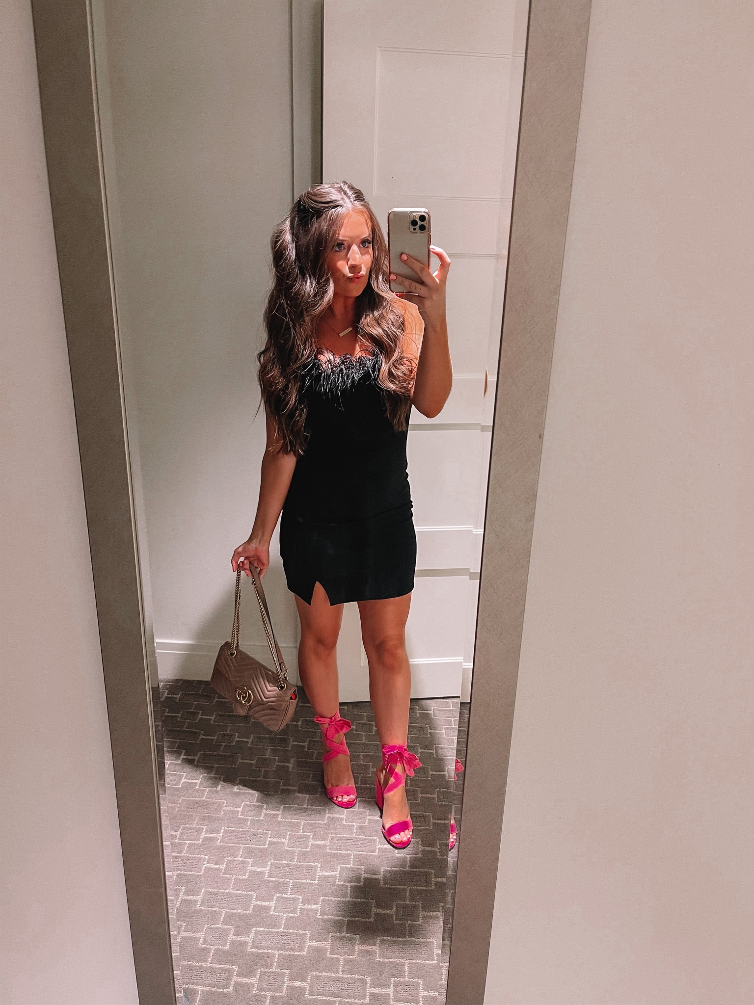 Obsessed with this SASSSSSY outfit! Bodycon with feathers + hot pink heels ✨👏🏽 

#LTKstyletip #LTKshoecrush #LTKunder50