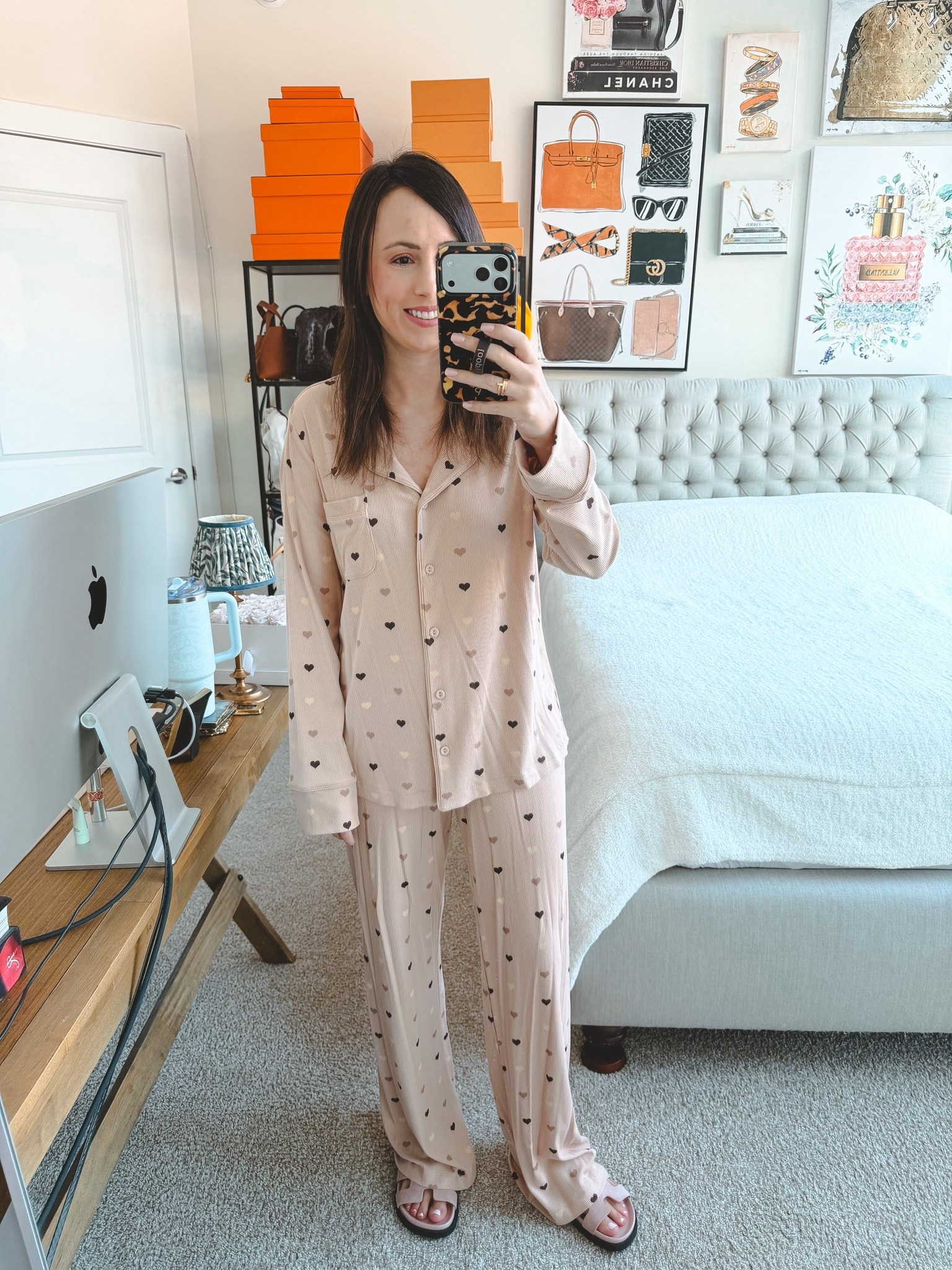 These skims pajamas are so adorable and soft!



#LTKootd #LTKSeasonal