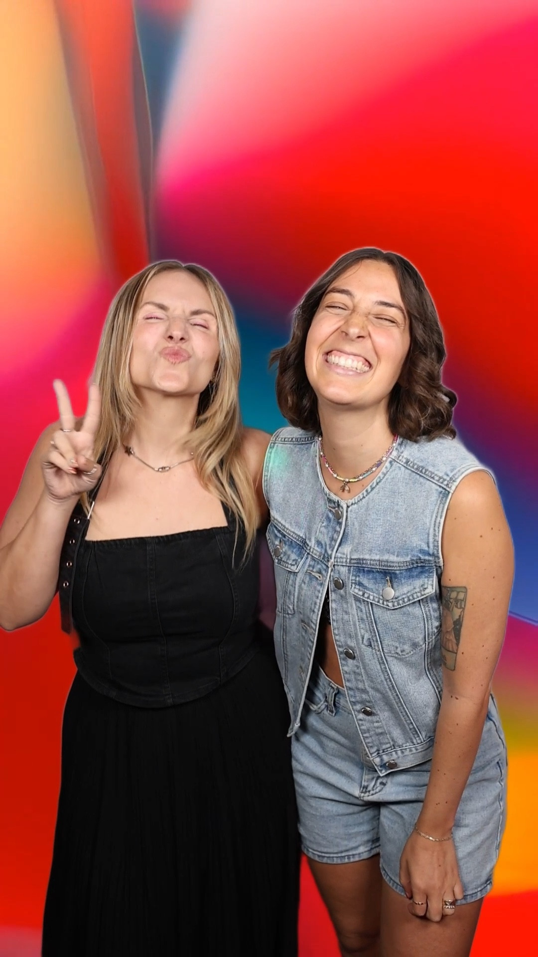 We never pass up a photobooth - or an OPI jelly manicure ✨🫶🏻

#LTKParties #LTKFindsUnder100 #LTKStyleTip