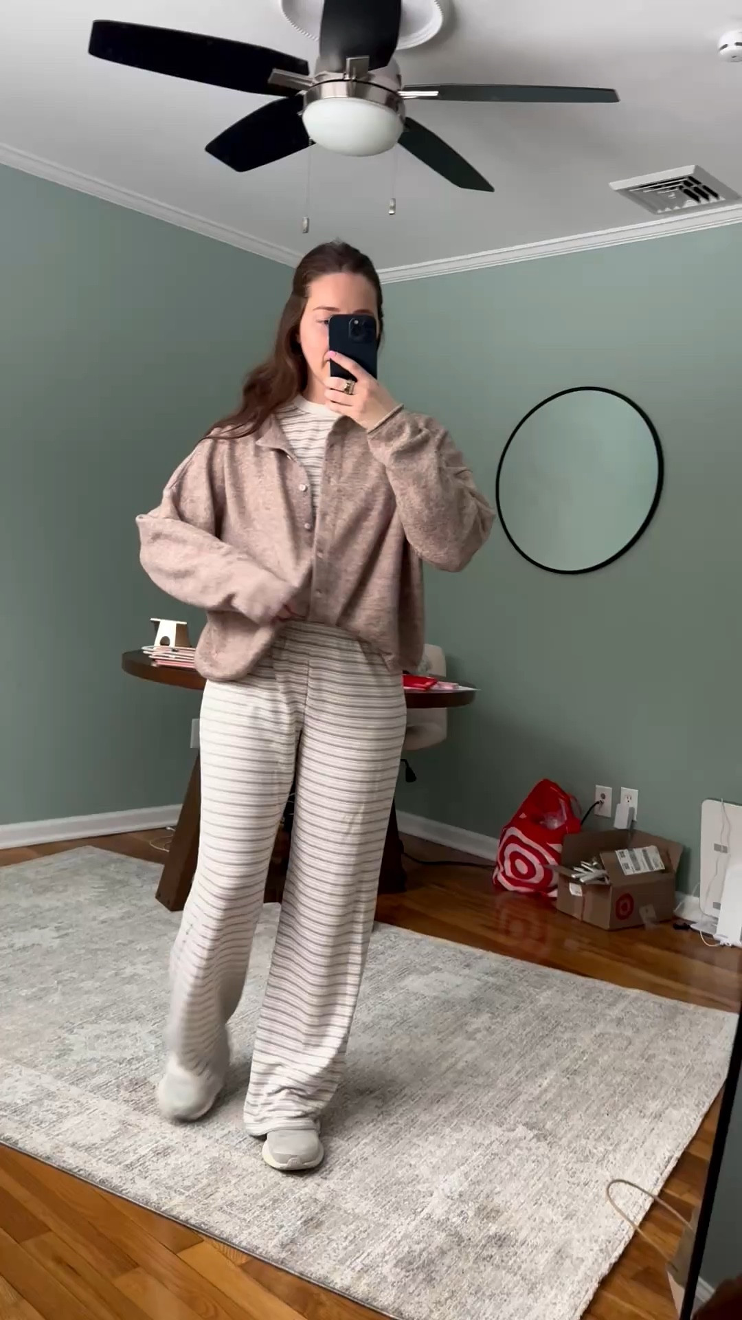 Obsessed with this set from @nuuds 👏
Wearing wide XS/S in sweater
Size small in top 
Size medium in pants 

#LTKTravel