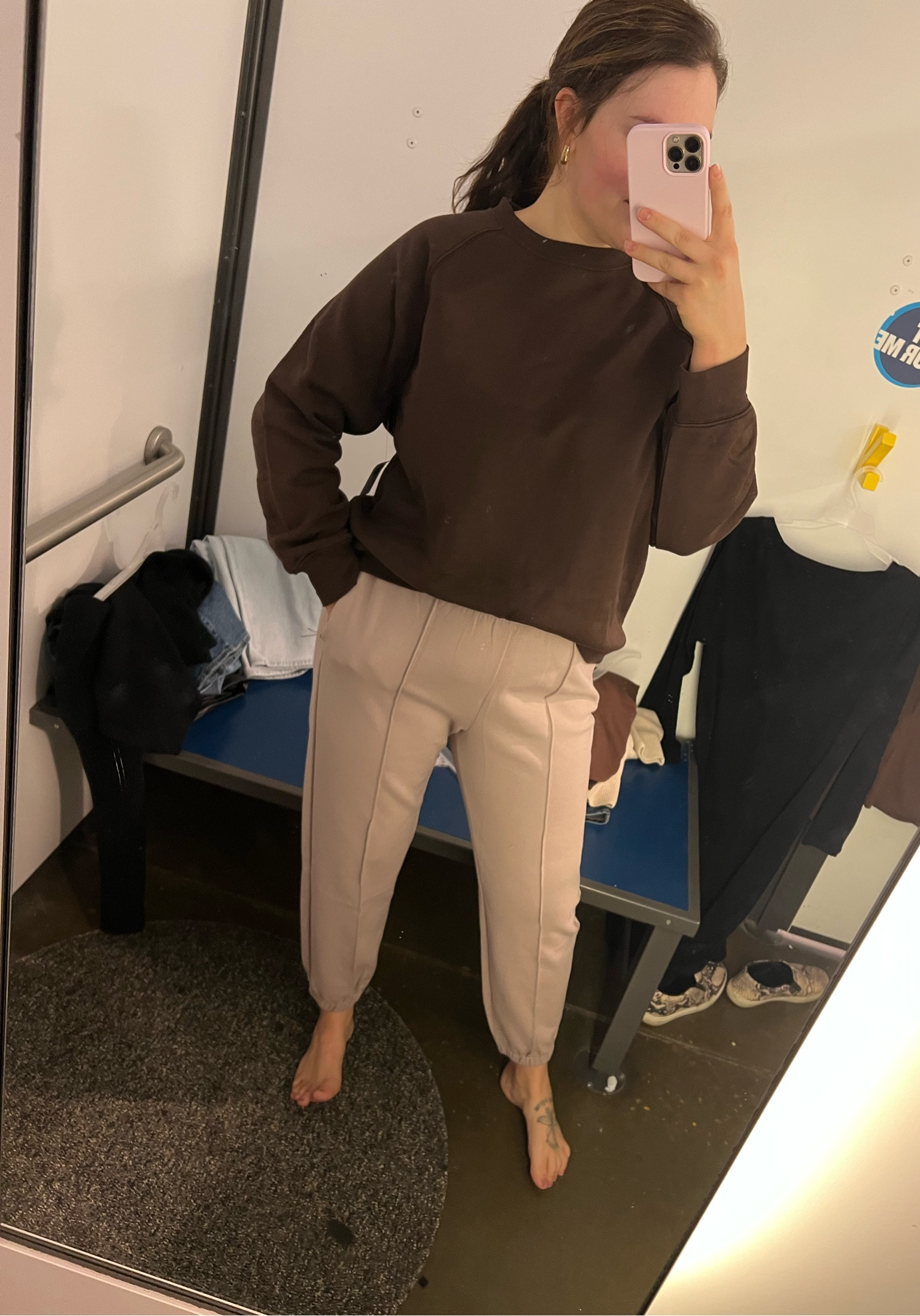 These sweats are too good. The material isn’t too hot which I love. Bought these pants in this color and the same brown as the top! 

Neutral clothing, women’s style, old navy, midsize fashion, postpartum style

#LTKfit #LTKcurves #LTKsalealert