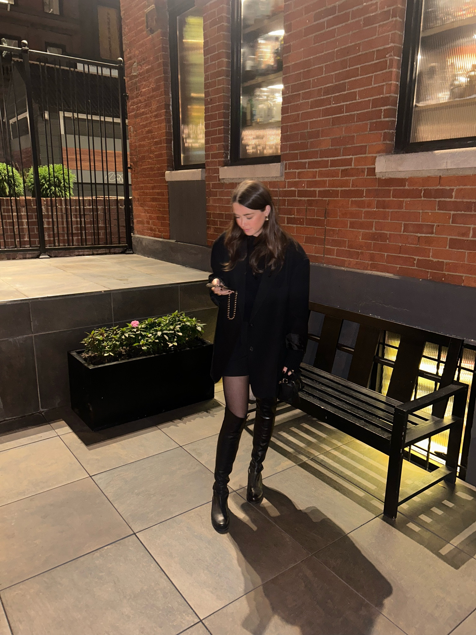 Boot season is back 
A black blazer, knee high boots, and tights is the perfect recipe for a night out in NYC 

#LTKparties #LTKshoecrush #LTKSeasonal