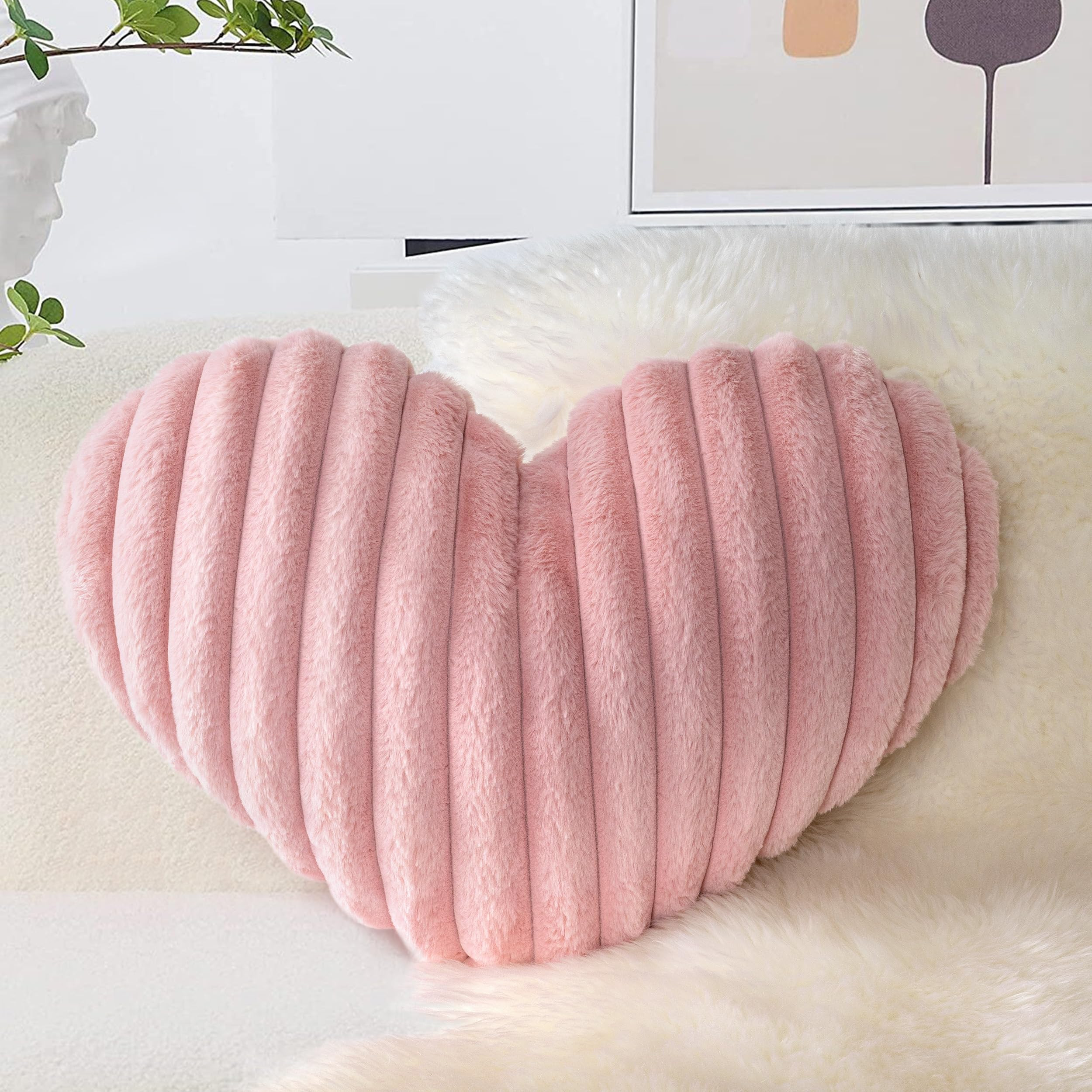 AELS Heart Shaped Pillow, 20 Inches Heart Decorative Throw Pillows, Faux Fur Love Pillows Cute Pi... | Amazon (US)