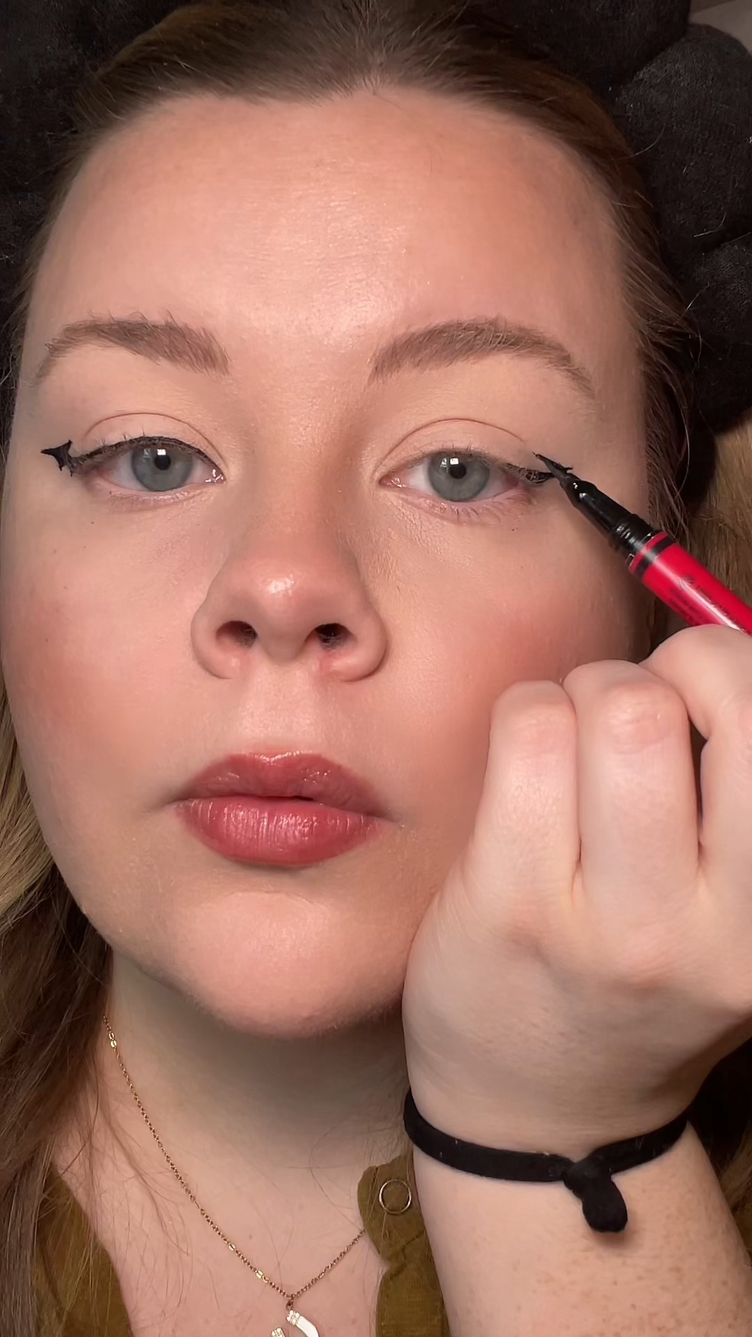 Feeling batty for this look!! 🦇♥️

#LTKHalloween #LTKSeasonal #LTKBeauty