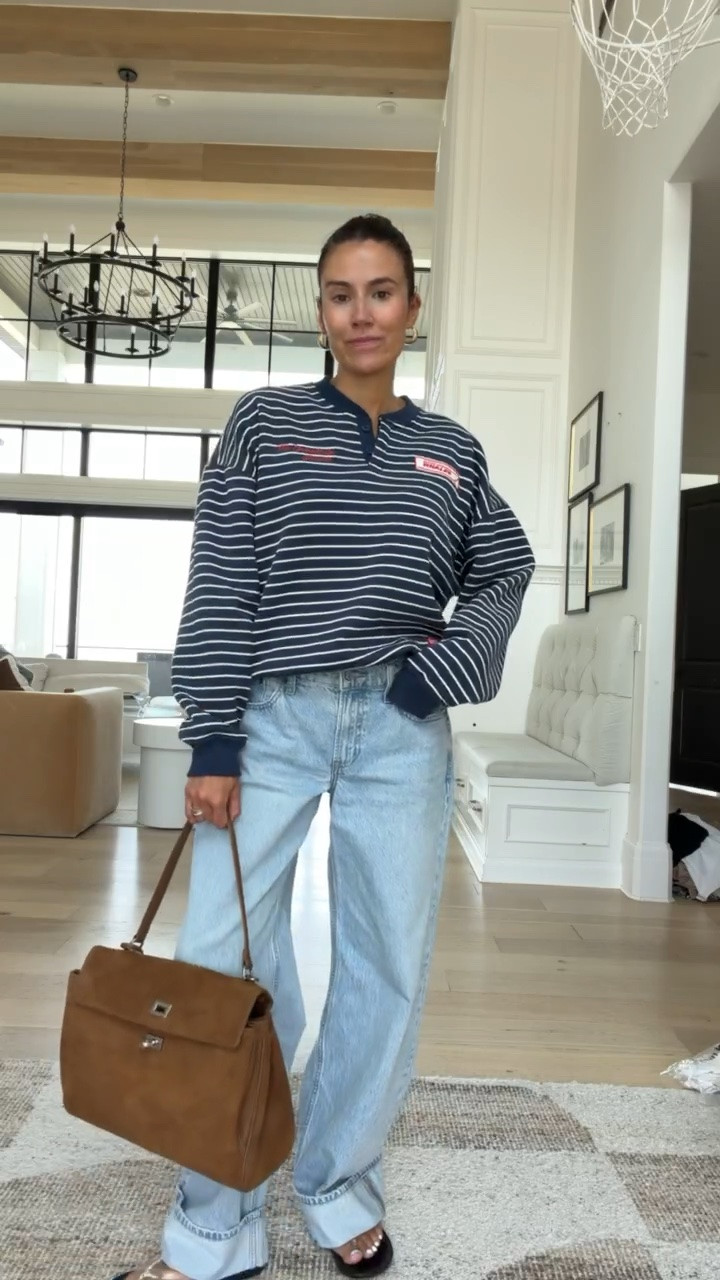 Pre fall outfit from @abercrombie ✨

Abercrombie jeans, striped sweater, mom outfit, casual outfit

#LTKootd #LTKSeasonal #LTKOver40