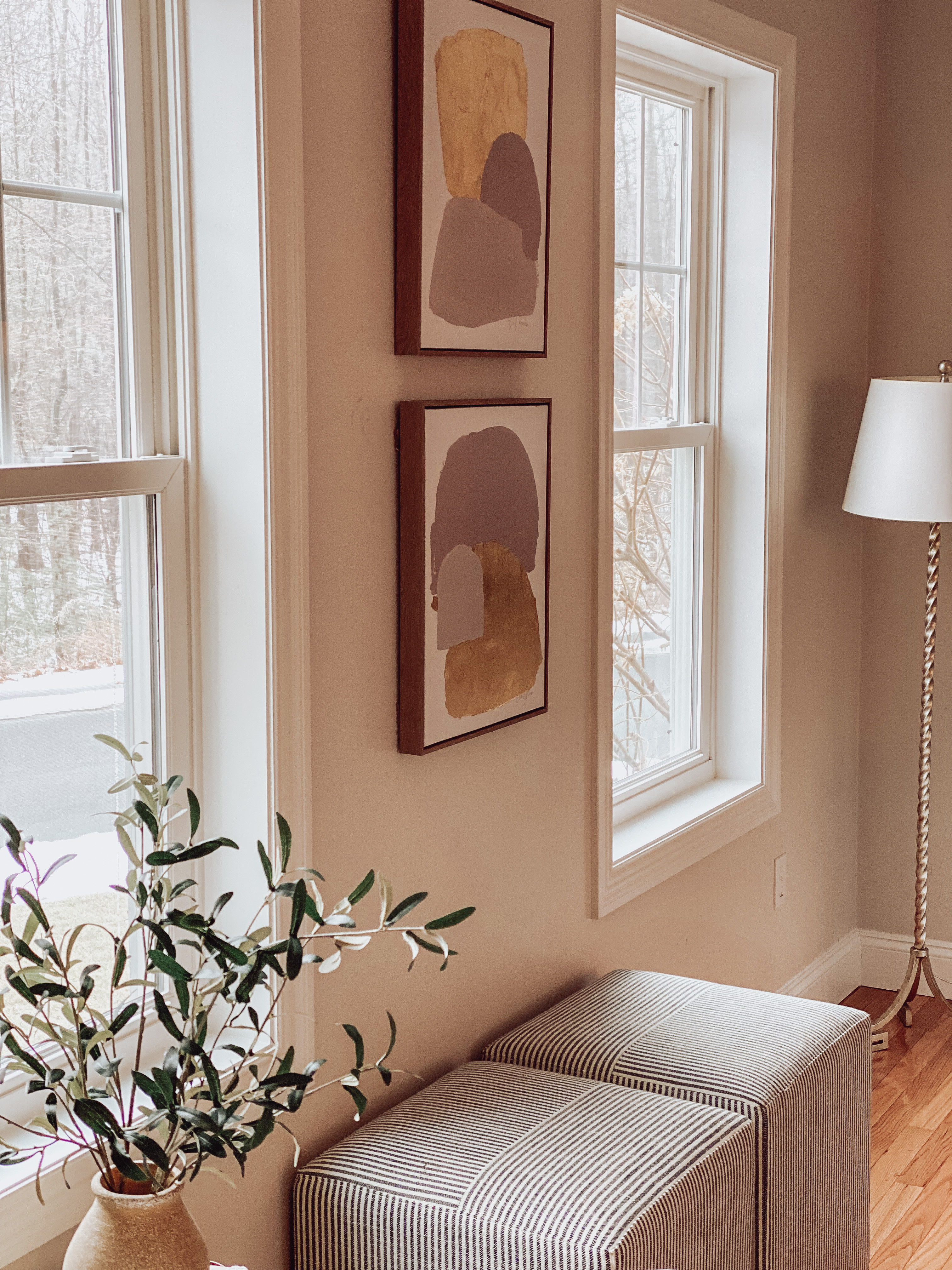 🌟 A bright, luxurious office can completely transform the way you work! From ergonomic seating to well-placed lighting, every detail is designed to boost productivity while keeping your space chic and inviting. Let us help you create a workspace you’ll love. 🌿 #luxuryofficedesign #productivityinspiration

#LTKHome #LTKStyleTip