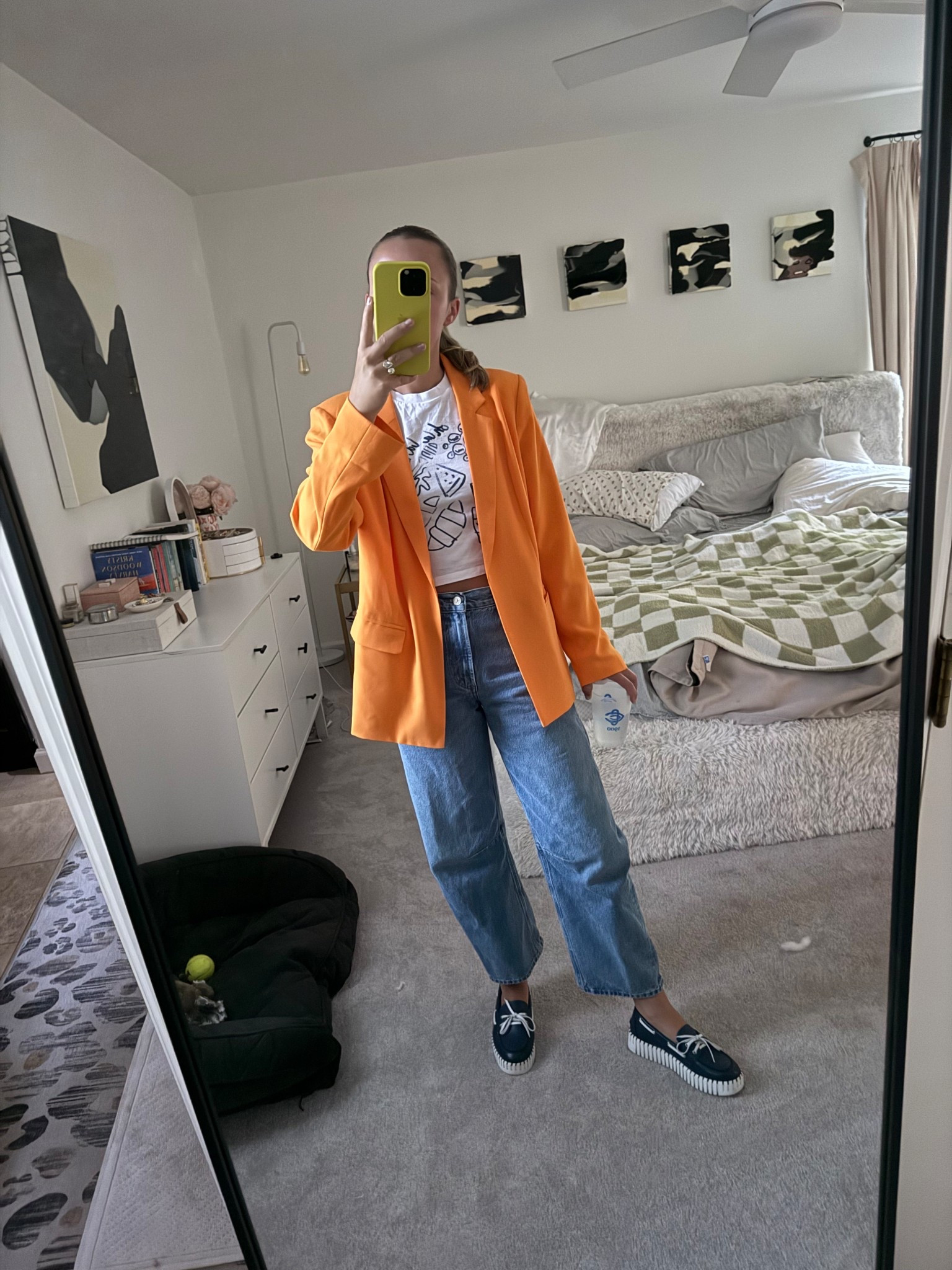 Tuesday ootd

tee is xs
jeans 24
shoes 7
blazer largee



#LTKWorkwear #LTKFindsUnder100 #LTKFindsUnder50