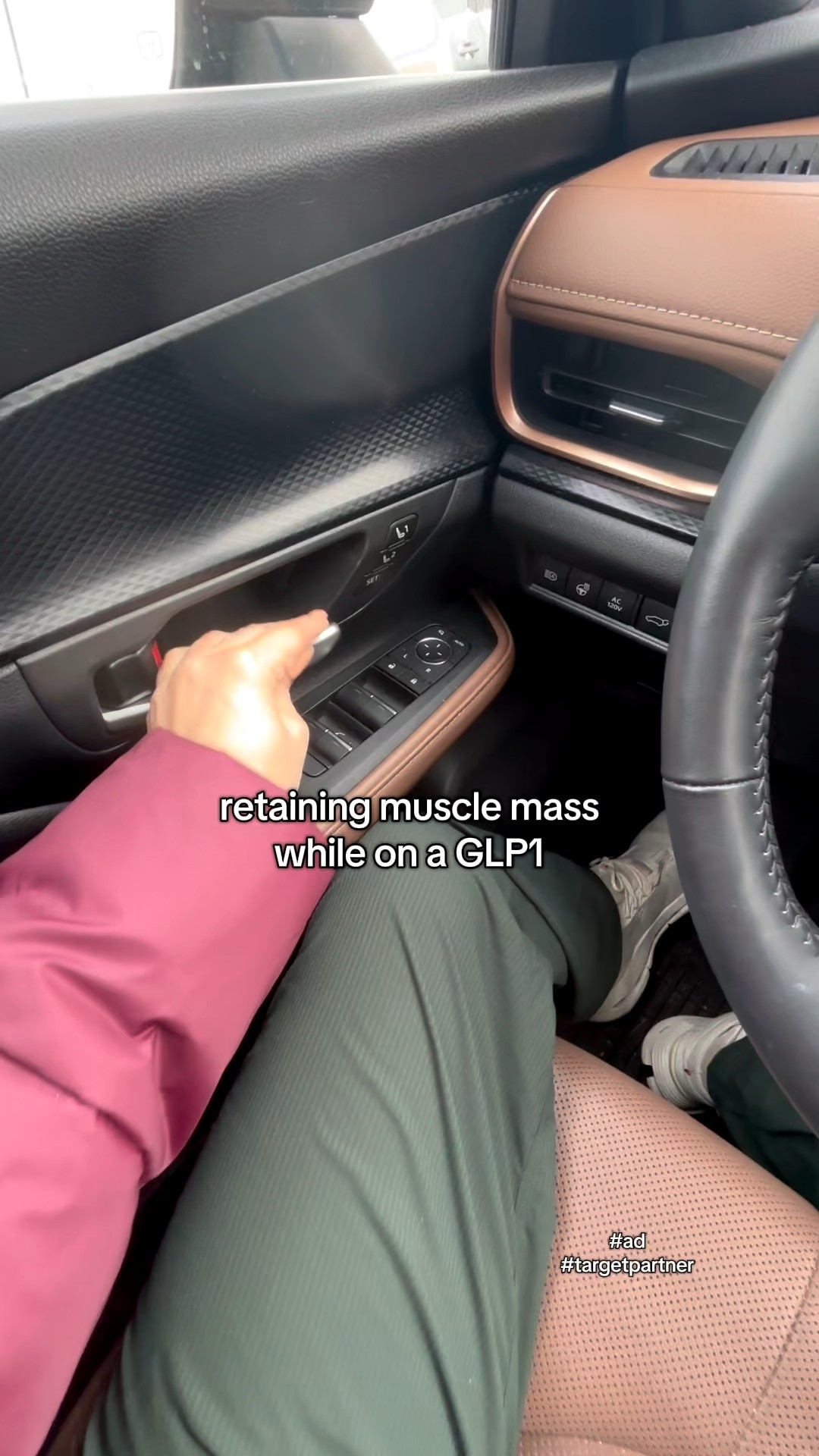 #ad #targetpartner I’m always prioritizing building and retaining muscle mass while on a weight loss journey and GLP-1. Oikos Fusion drinks are perfect for me! They have 23g of complete protein, plus 5g of prebiotic fiber. I can’t recommend them enough. 

@Target @Oikos #oikosstrong #oikostarget #targetfinds #target
*contains whey, leucin, and Vitamin D which, together with exercise and a balanced diet, help maintain muscles.
